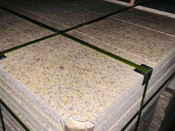 黃銹石花崗巖荔枝面是什么？