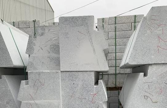 芝麻黑路沿石廠家 芝麻黑路沿石廠家