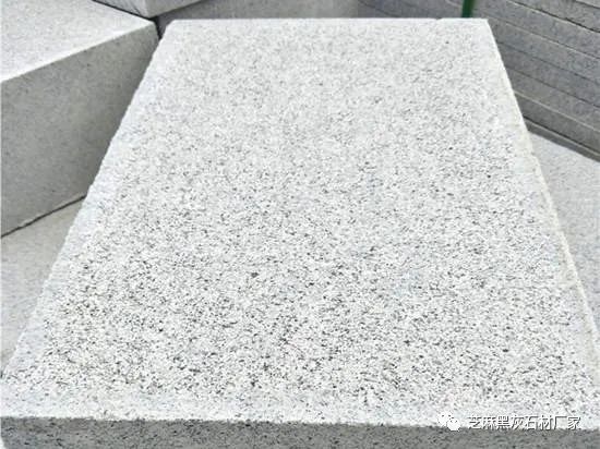 山東芝麻白荔枝面石鋪價錢多少一平(圖5) 山東芝麻白荔枝面石鋪價錢多少一平(圖5)