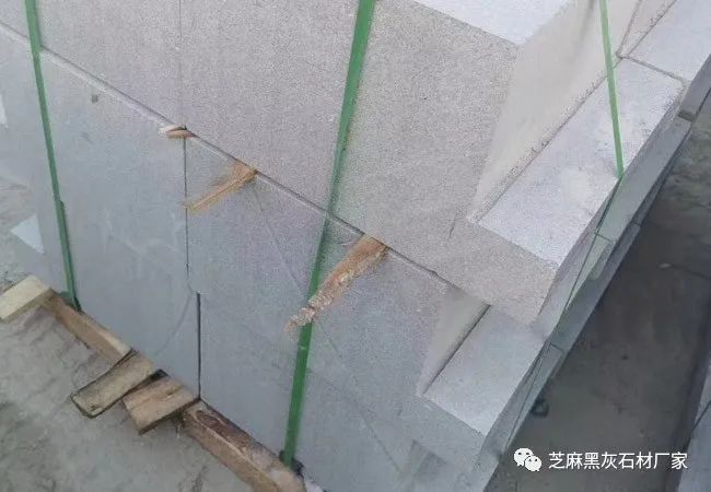 芝麻白樹池石(圖1) 芝麻白樹池石(圖1)