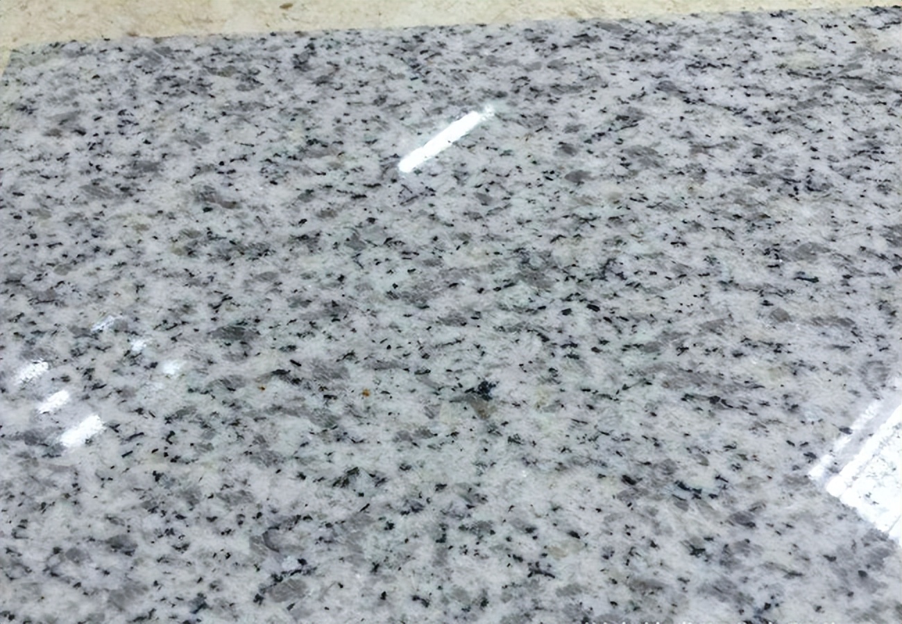 芝麻白燒面荔枝面光面花崗巖價格(圖3) 芝麻白燒面荔枝面光面花崗巖價格