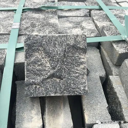 芝麻黑花崗巖產地廠家詳細介紹(圖5) 芝麻黑花崗巖產地廠家詳細介紹(圖5)