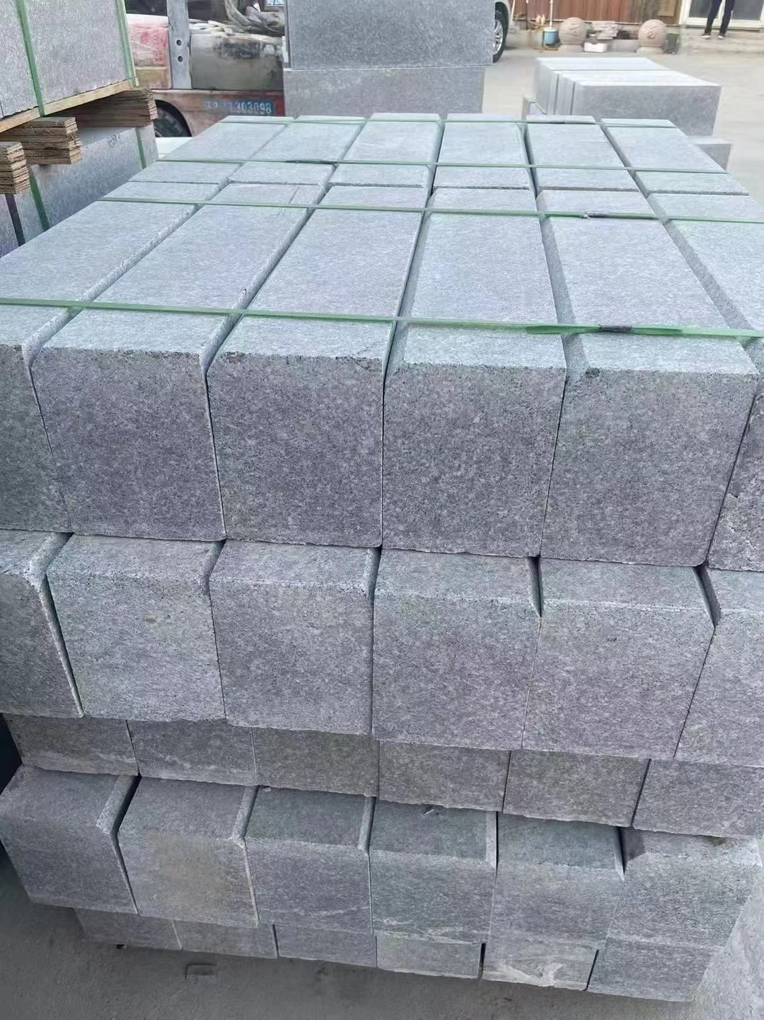 別墅外墻及地面石材鋪裝常見問題(圖1) 別墅外墻及地面石材鋪裝常見問題(圖1)